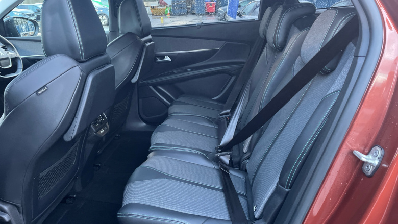 Peugeot 5008 1.5 BlueHDi Allure Premium+ 5dr EAT8 Diesel Estate